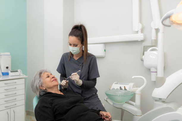 Best Emergency Dental Care for Broken or Chipped Teeth in Valencia West, AZ